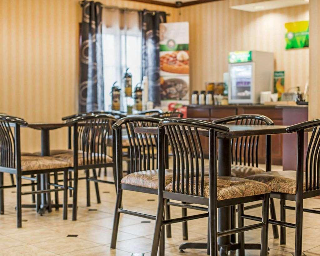 Econo Lodge Glens Falls - Lake George מראה חיצוני תמונה