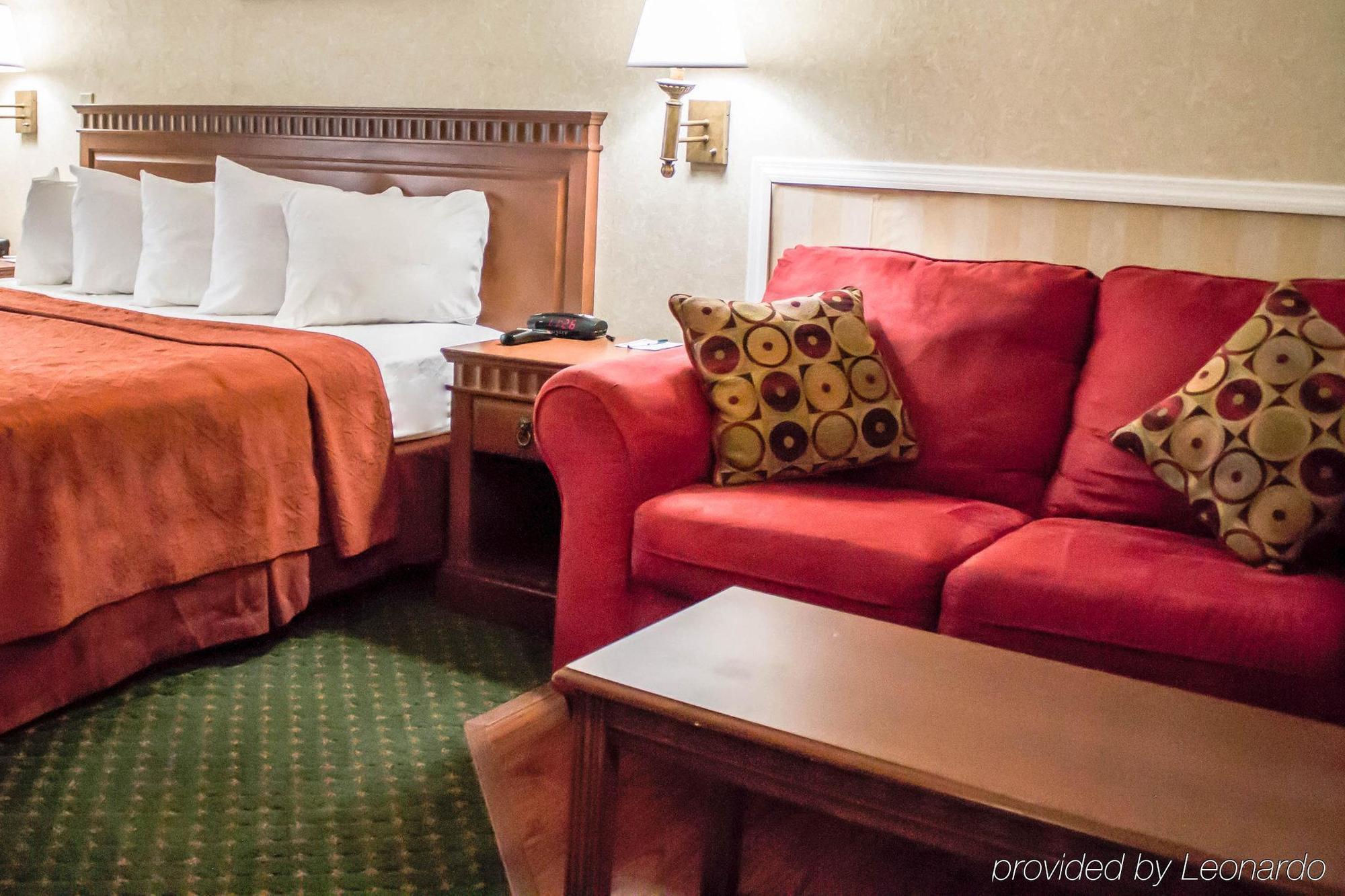 Econo Lodge Glens Falls - Lake George מראה חיצוני תמונה