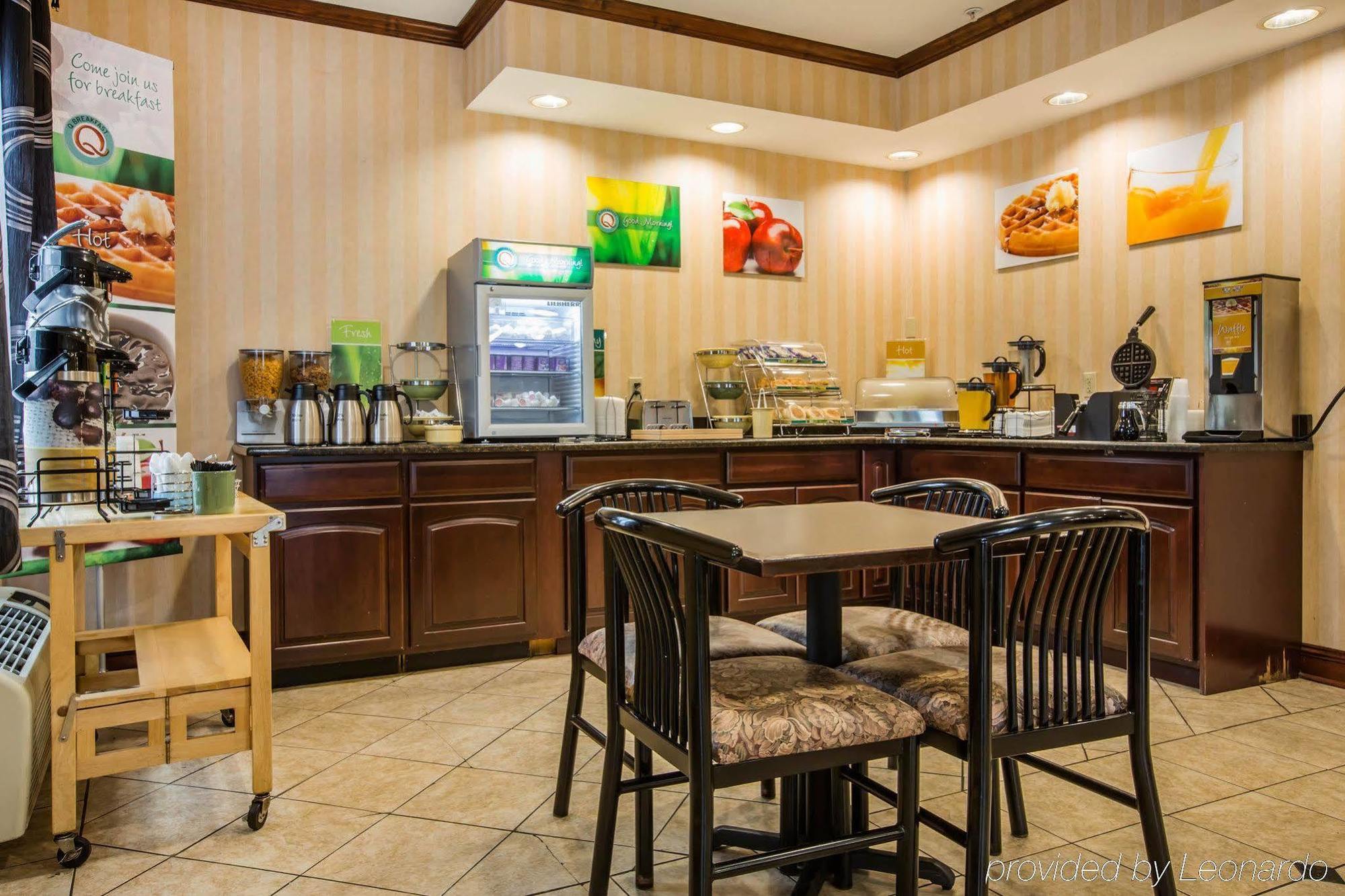 Econo Lodge Glens Falls - Lake George מראה חיצוני תמונה